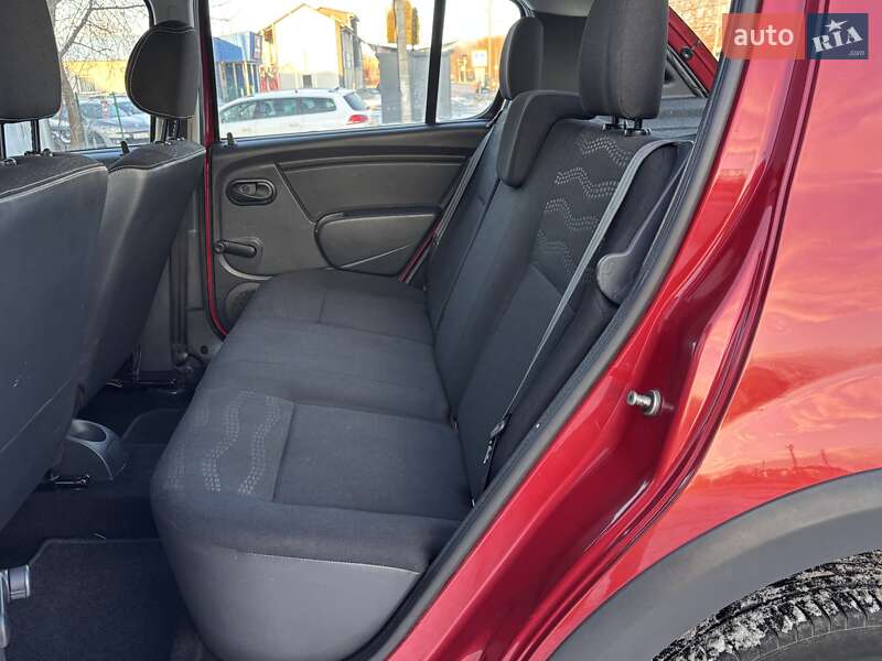 Позашляховик / Кросовер Dacia Sandero StepWay 2010 в Красилові фото 97 Позашляховик / Кросовер Dacia Sandero StepWay 2010 в Красилові