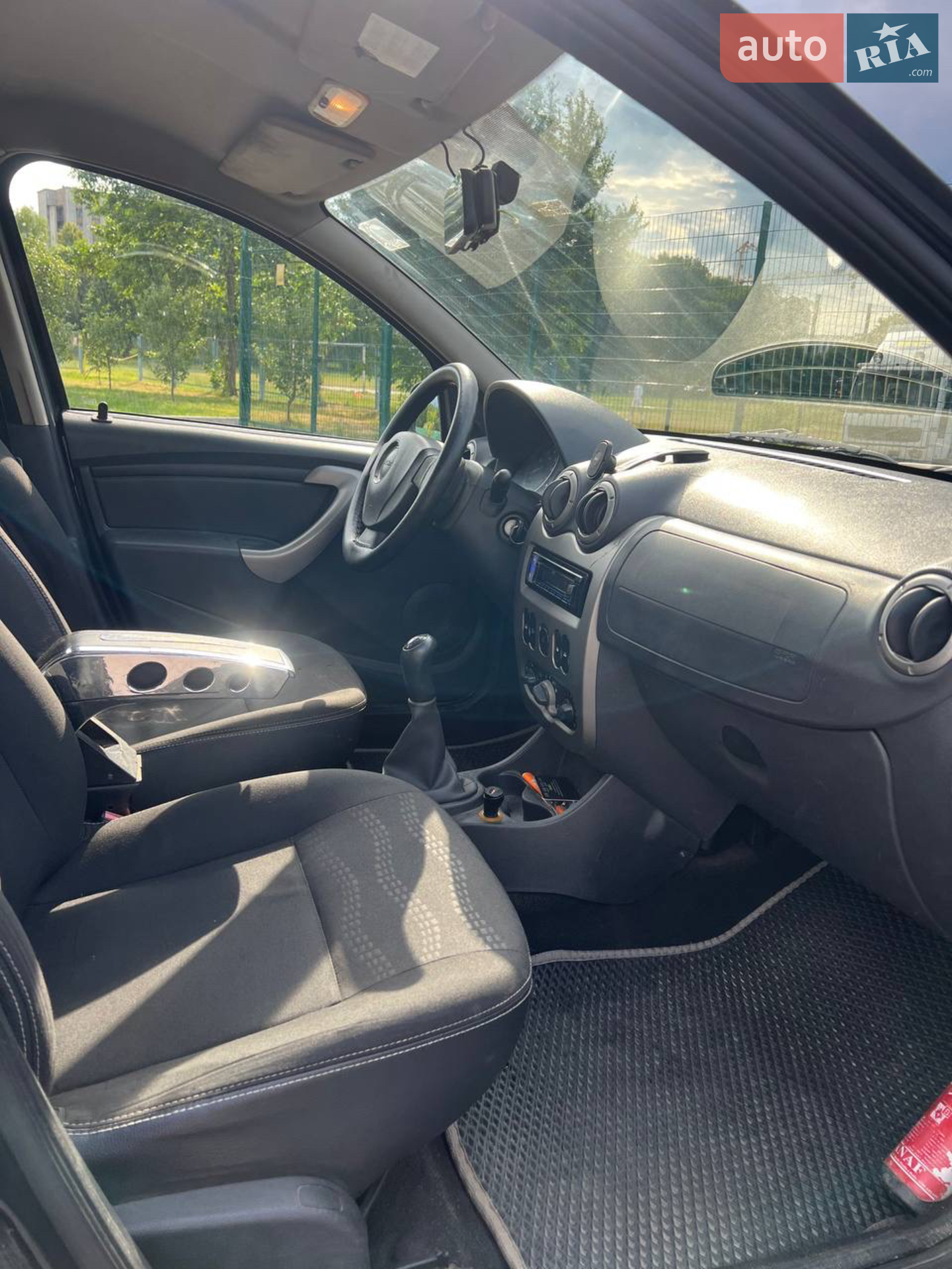 2010 Dacia Sandero - мініатюра 33