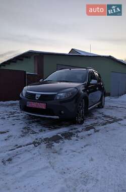 Внедорожник / Кроссовер Dacia Sandero StepWay 2009 в Каменском