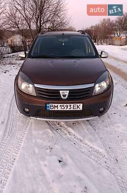 Позашляховик / Кросовер Dacia Sandero StepWay 2012 в Недригайліву