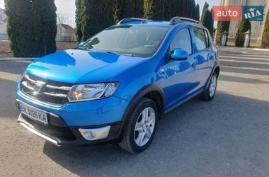 Позашляховик / Кросовер Dacia Sandero StepWay 2016 в Дубні
