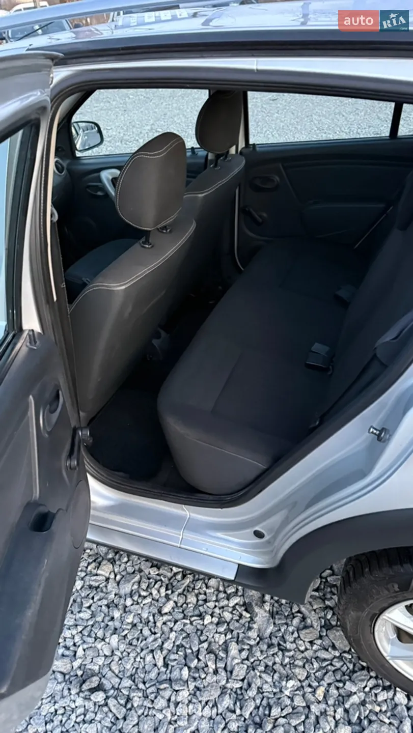2010 Dacia Sandero - мініатюра 17
