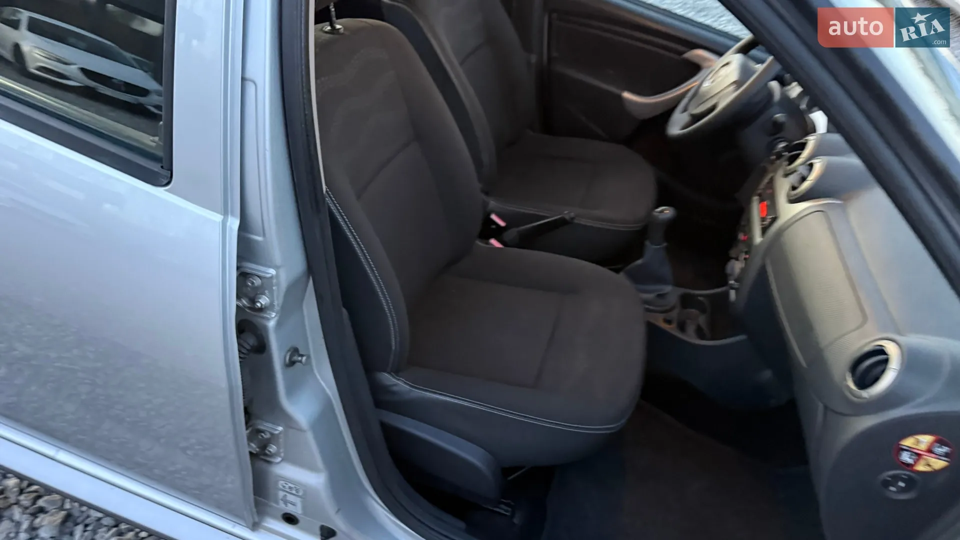 2010 Dacia Sandero - мініатюра 27
