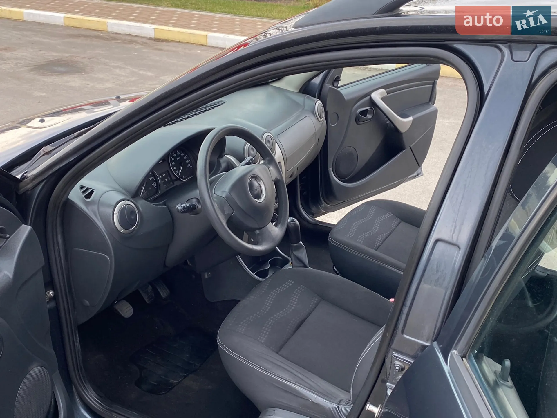 2010 Dacia Sandero - мініатюра 27