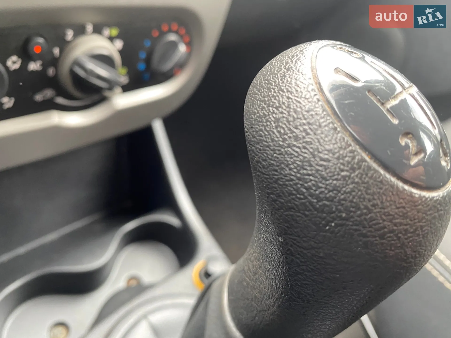 2010 Dacia Sandero - мініатюра 36