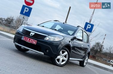 Позашляховик / Кросовер Dacia Sandero StepWay 2012 в Володимирі