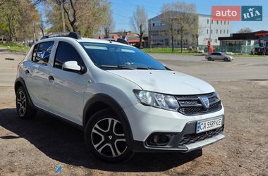 Внедорожник / Кроссовер Dacia Sandero StepWay 2015 в Смеле