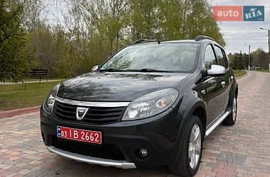 Позашляховик / Кросовер Dacia Sandero StepWay 2012 в Миргороді