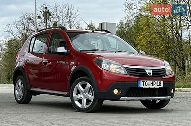 Внедорожник / Кроссовер Dacia Sandero StepWay 2010 в Красилове