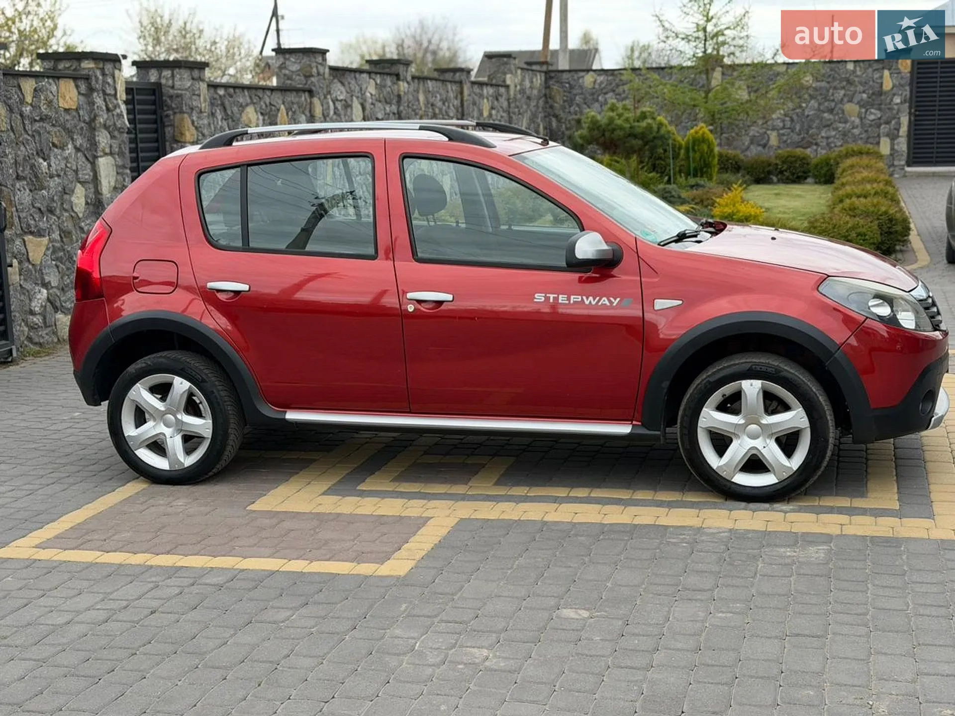 2012 Dacia Sandero - мініатюра 8