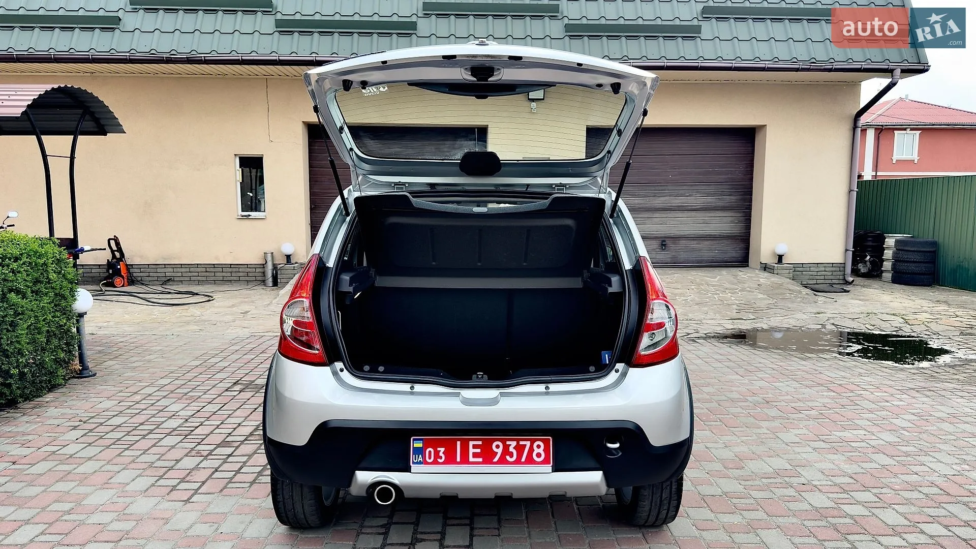 2012 Dacia Sandero - мініатюра 18