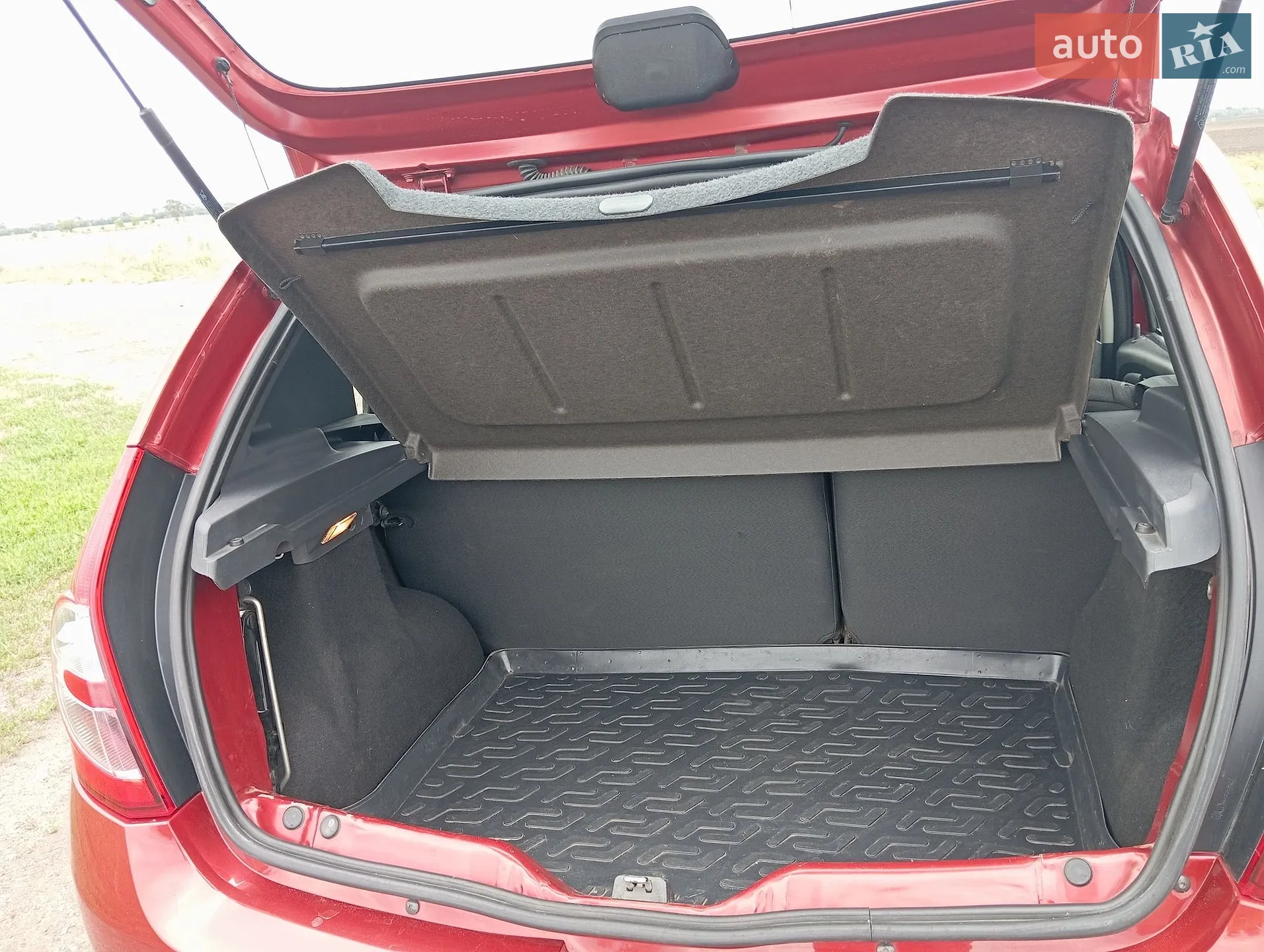 2011 Dacia Sandero - мініатюра 12
