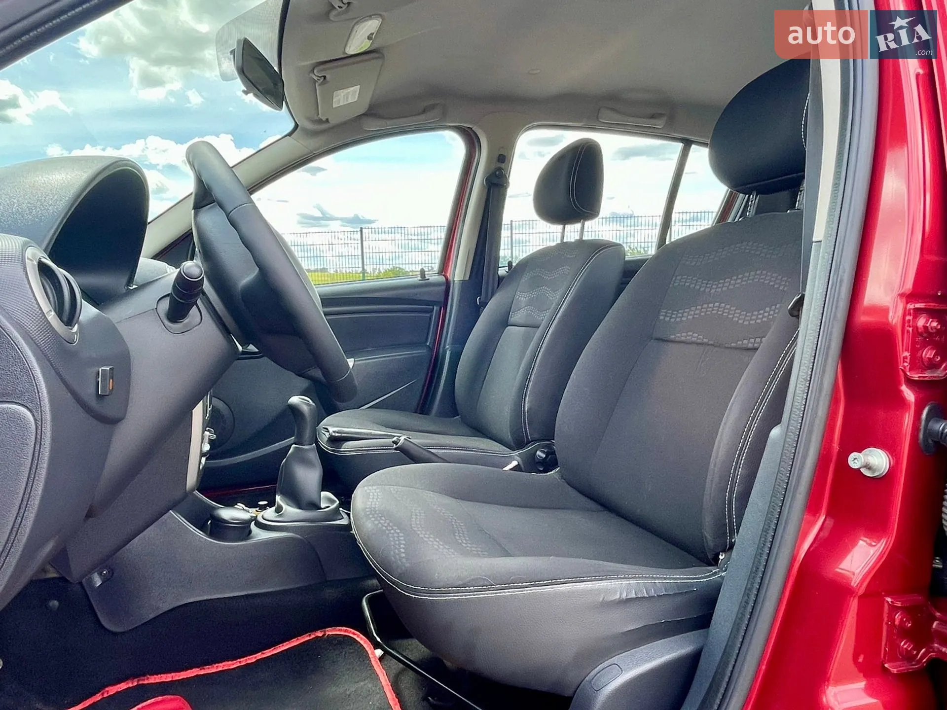 2010 Dacia Sandero - мініатюра 39