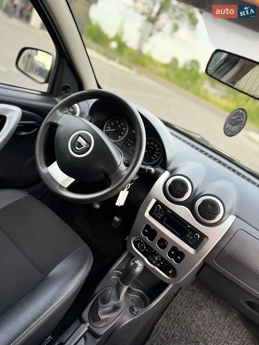 2012 Dacia Sandero - мініатюра 113