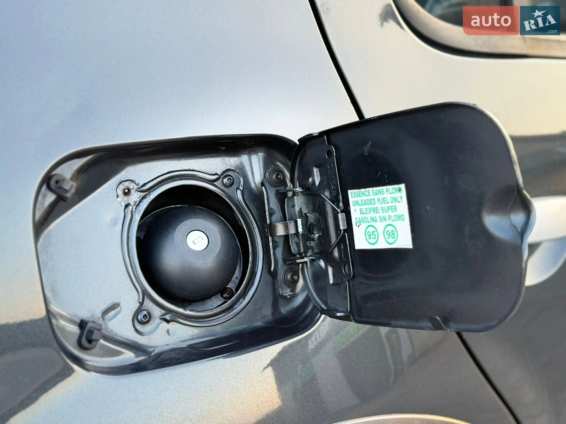 2010 Dacia Sandero - мініатюра 31