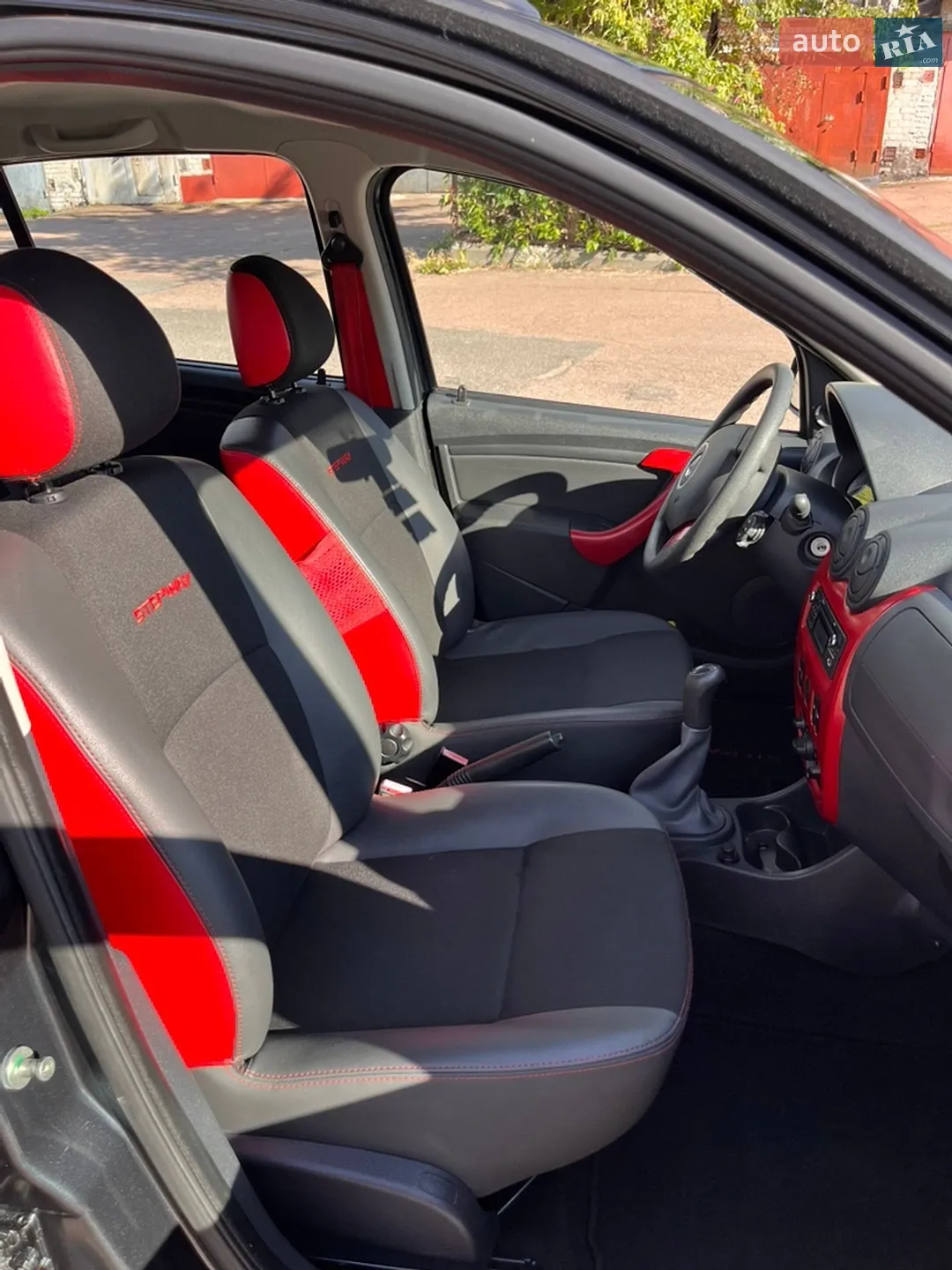 2012 Dacia Sandero - мініатюра 36