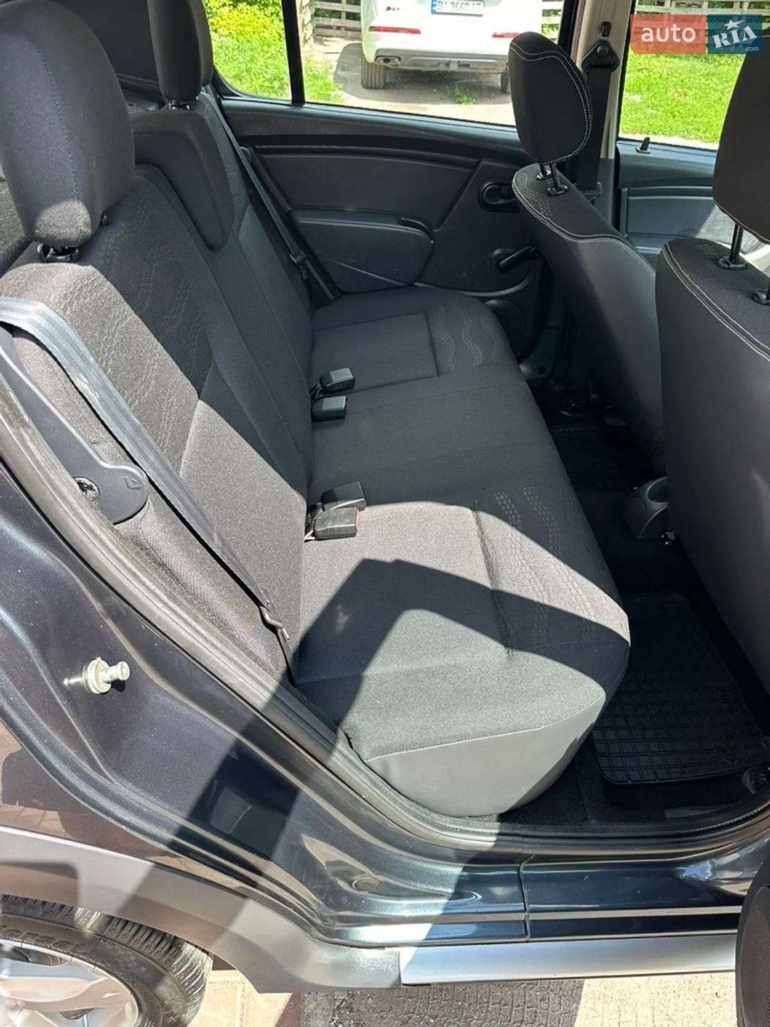 2010 Dacia Sandero - мініатюра 10