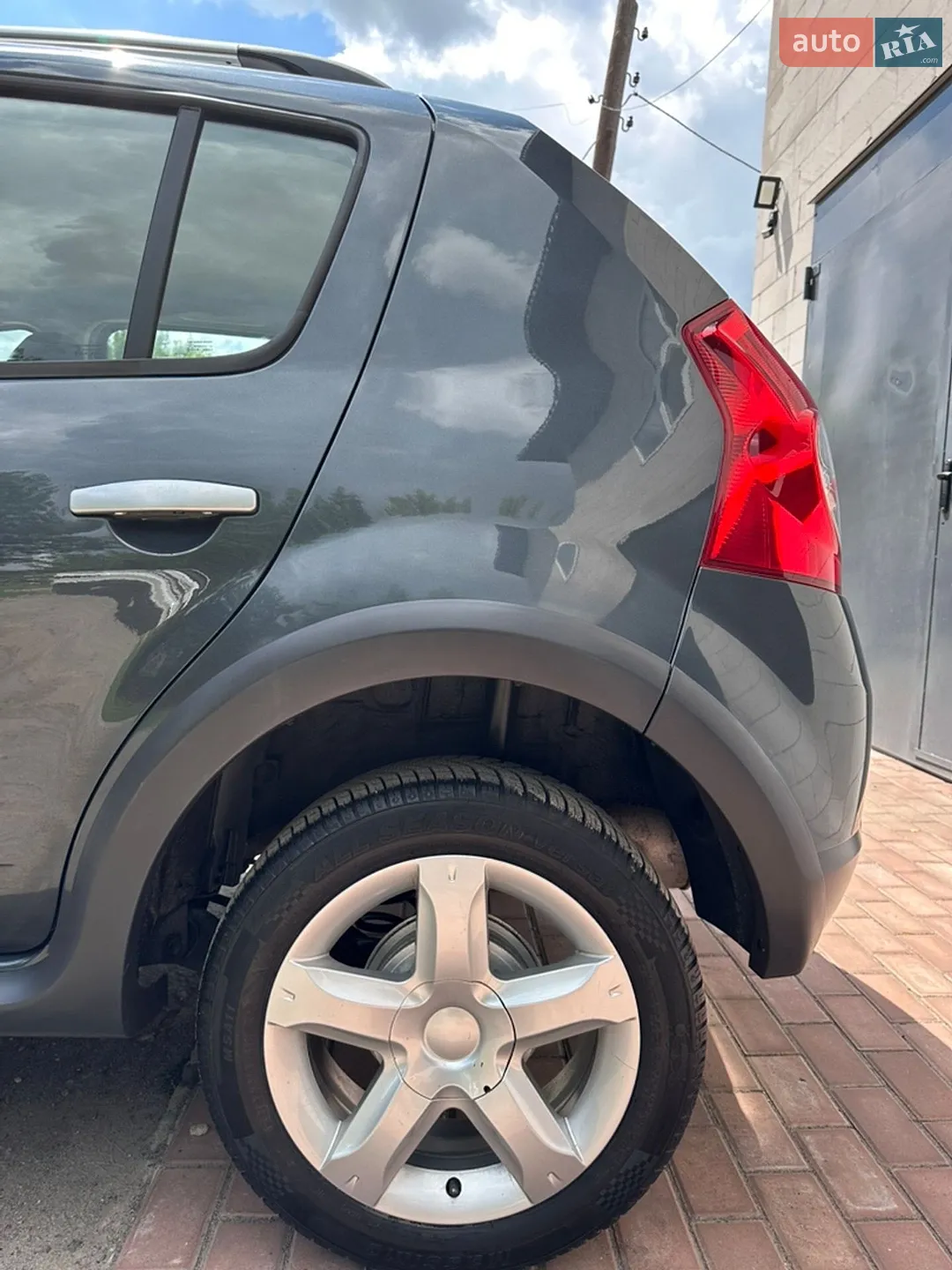 2010 Dacia Sandero - мініатюра 46