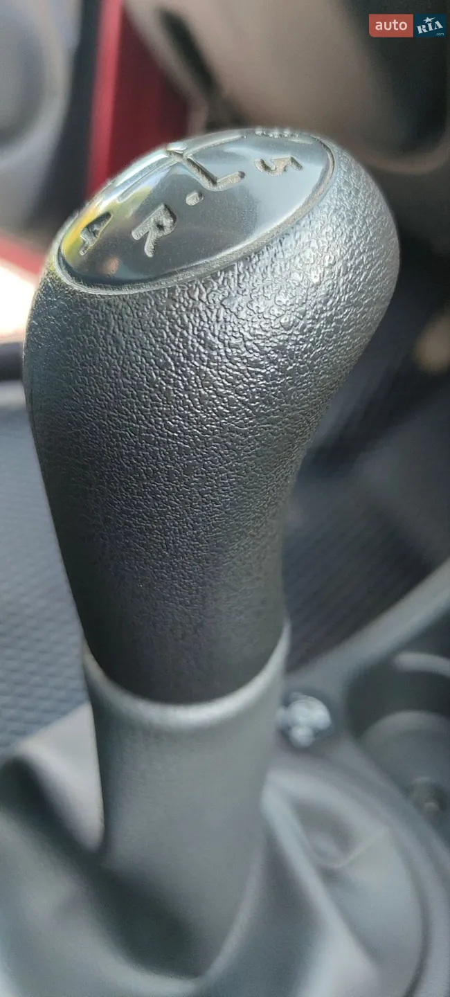 2012 Dacia Sandero - мініатюра 28