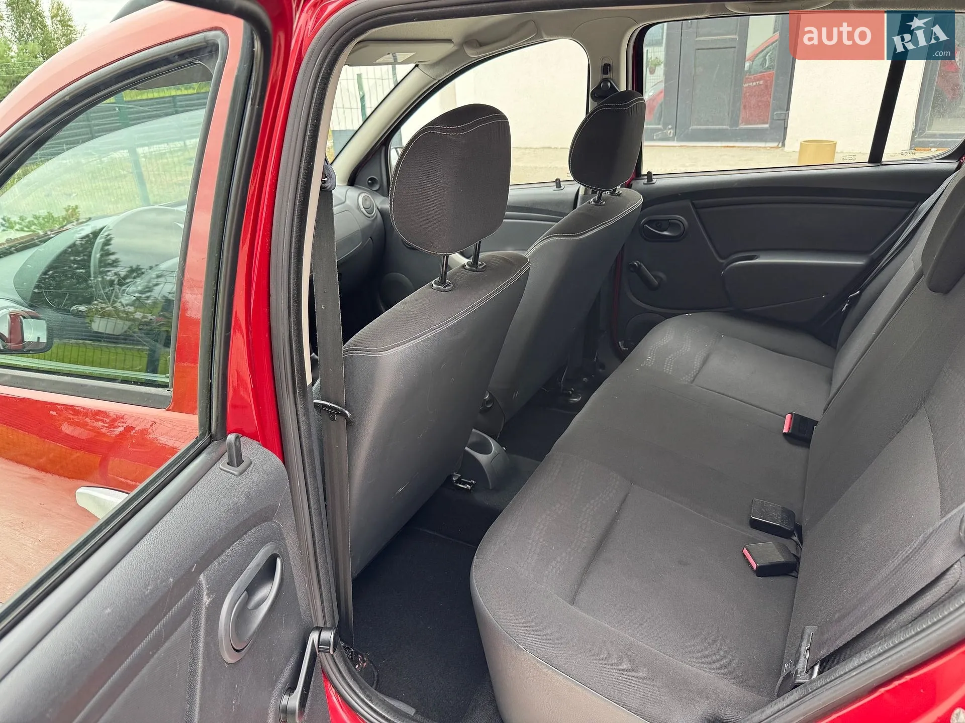 2012 Dacia Sandero - мініатюра 13