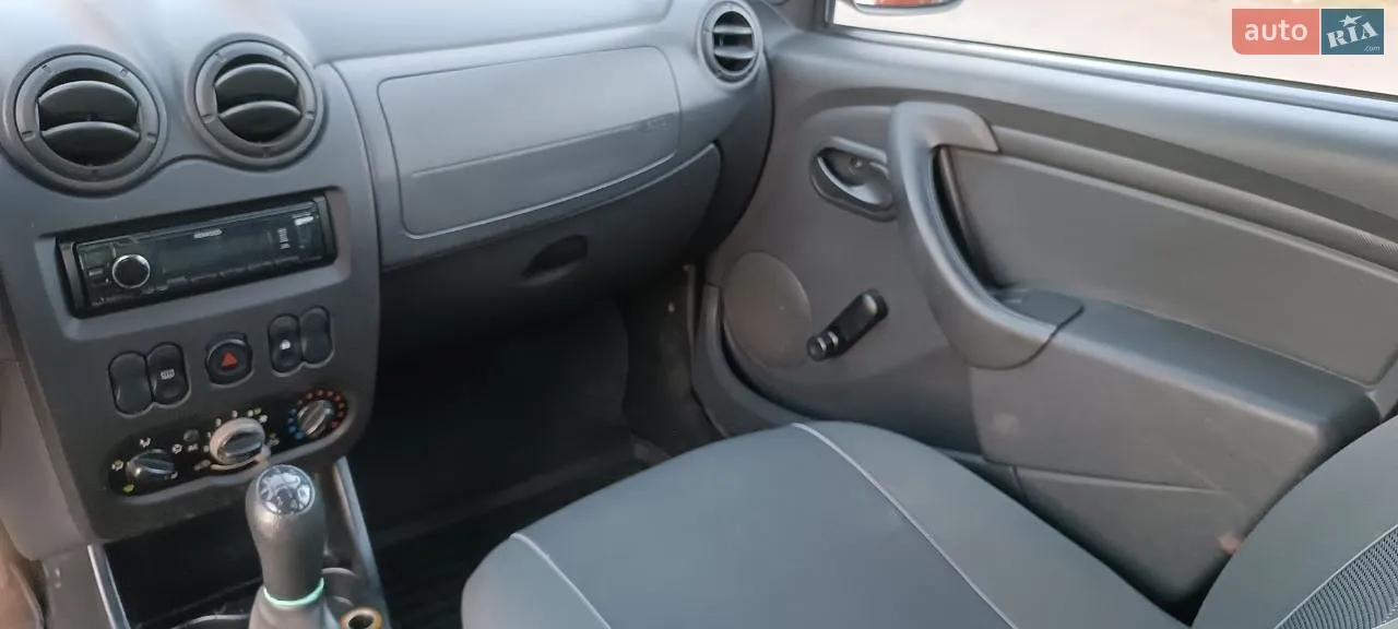 2011 Dacia Sandero - мініатюра 17