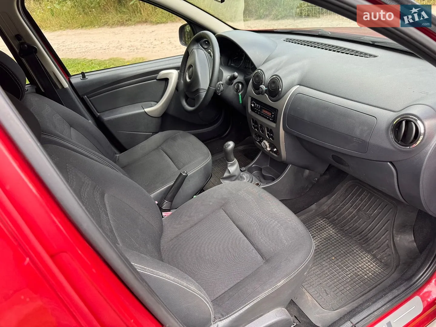 2012 Dacia Sandero - мініатюра 18