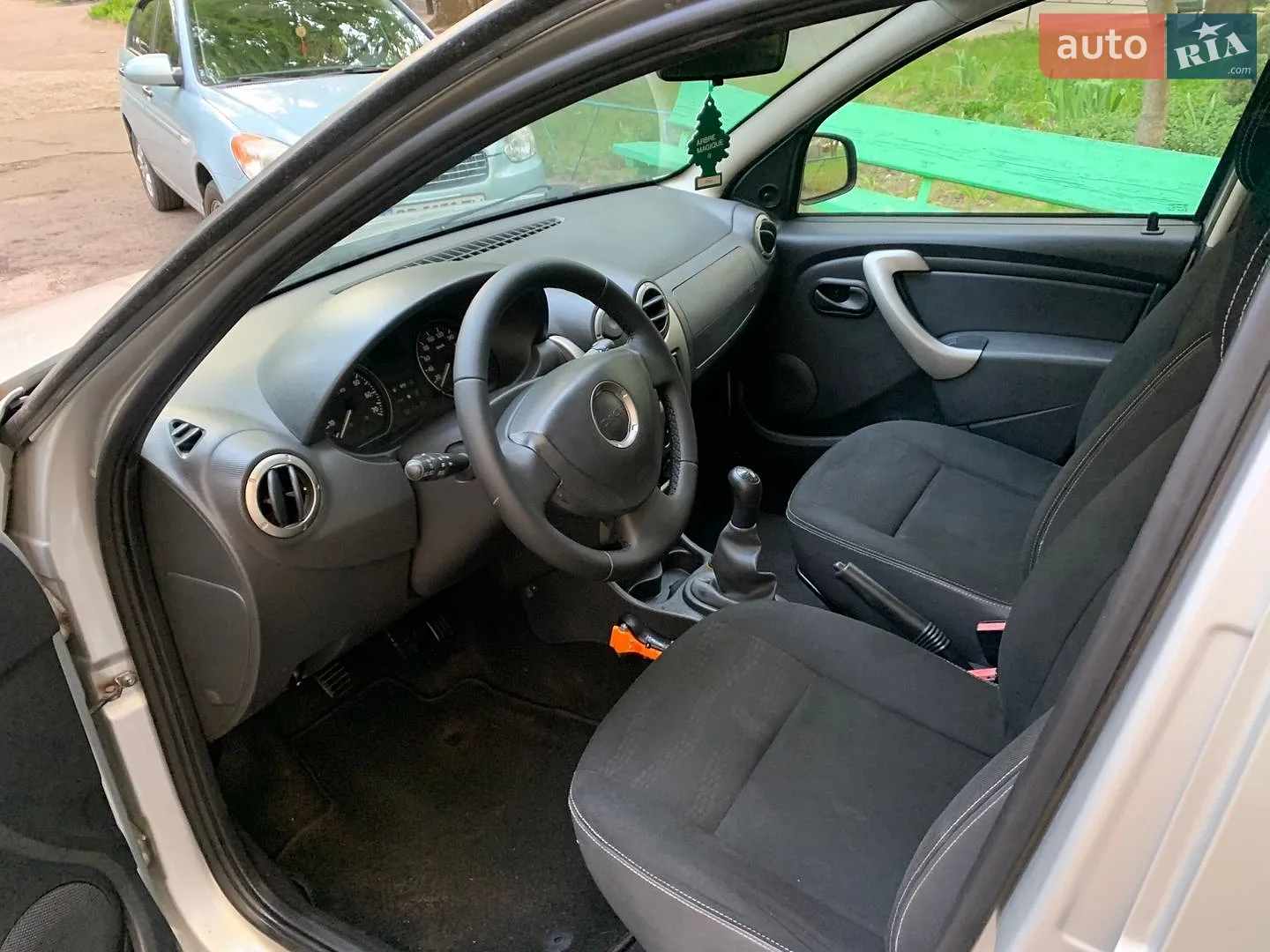 2010 Dacia Sandero - мініатюра 24