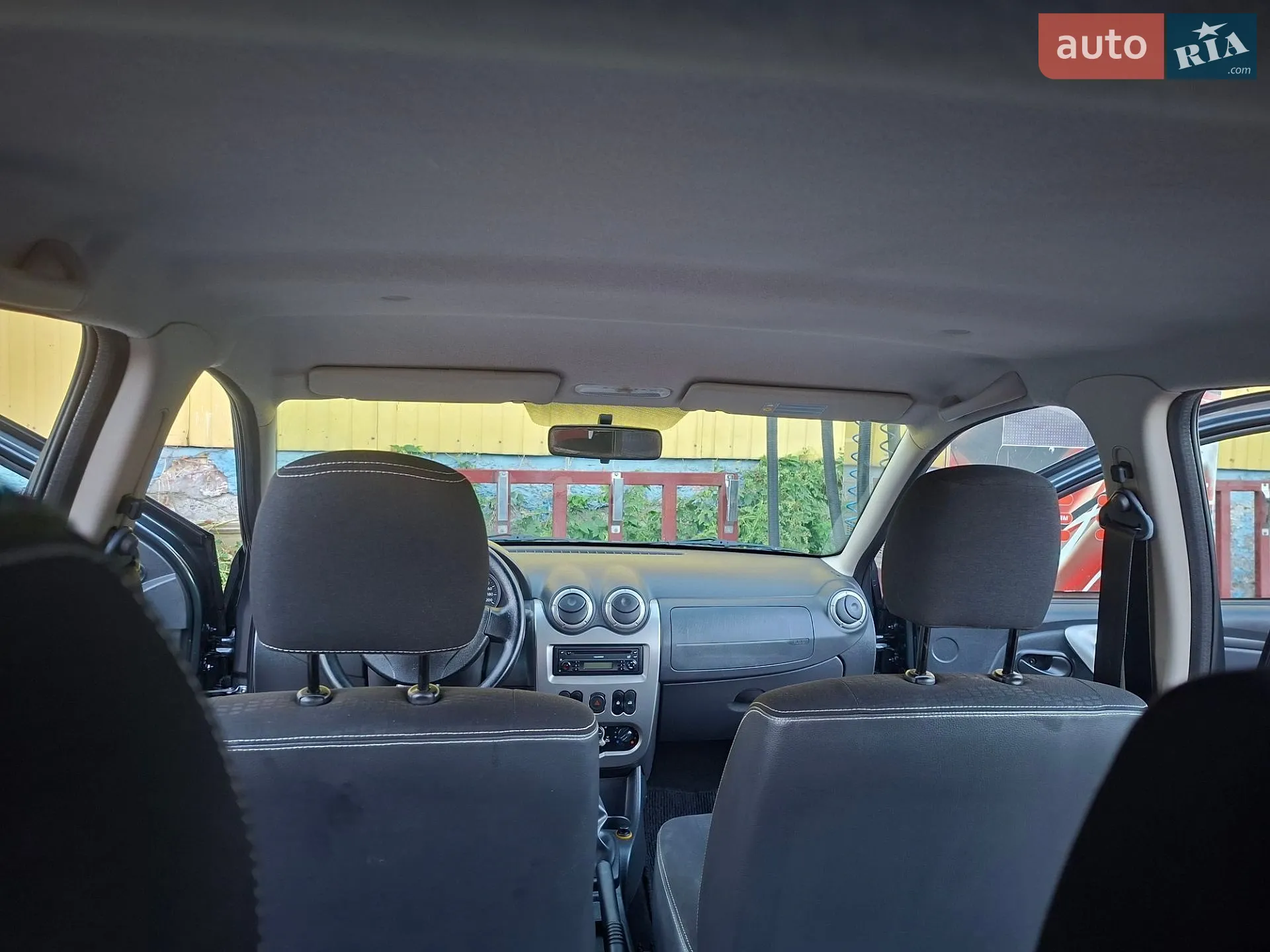 2011 Dacia Sandero - мініатюра 30