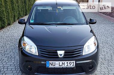 Хетчбек Dacia Sandero 2009 в Самборі