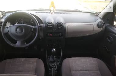 Хэтчбек Dacia Sandero 2009 в Самборе