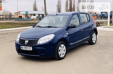 Хэтчбек Dacia Sandero 2009 в Кропивницком