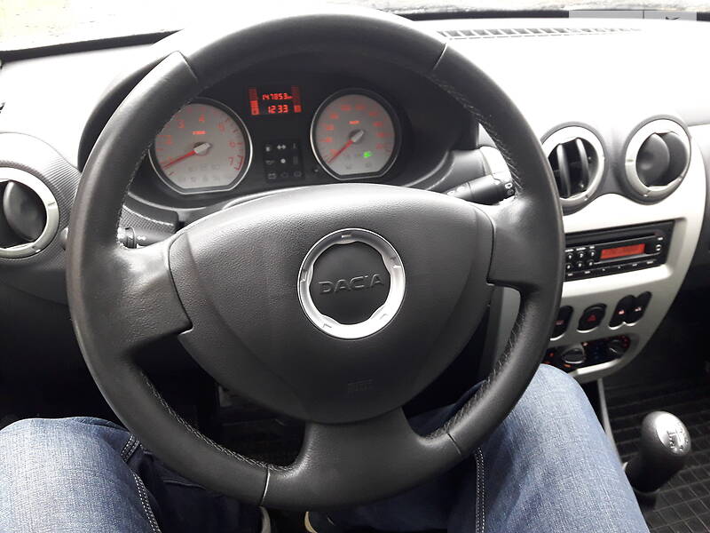 Хетчбек Dacia Sandero 2011 в Бердичеві