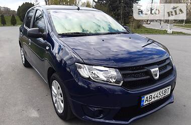 Хэтчбек Dacia Sandero 2013 в Виннице