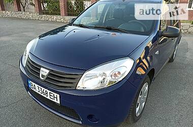 Хэтчбек Dacia Sandero 2009 в Кропивницком