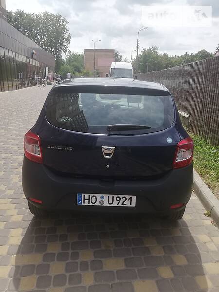 Хетчбек Dacia Sandero 2013 в Вінниці