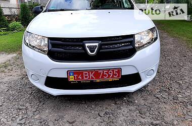Хетчбек Dacia Sandero 2013 в 