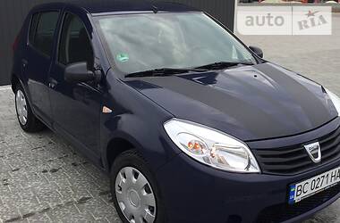 Хетчбек Dacia Sandero 2011 в Дрогобичі