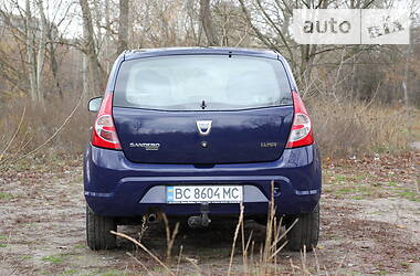 Хэтчбек Dacia Sandero 2009 в Сумах