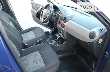 Хетчбек Dacia Sandero 2009 в Сумах