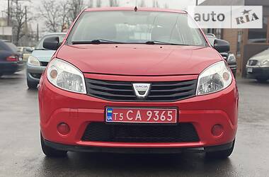 Хетчбек Dacia Sandero 2009 в Миколаєві