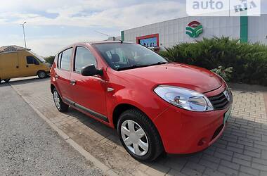 Хэтчбек Dacia Sandero 2009 в Ужгороде