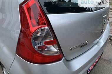 Хэтчбек Dacia Sandero 2008 в Днепре