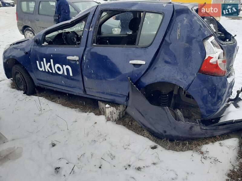 Хэтчбек Dacia Sandero 2009 в Киеве