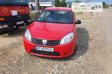 Хэтчбек Dacia Sandero 2009 в Калуше