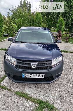 Хэтчбек Dacia Sandero 2015 в Сумах