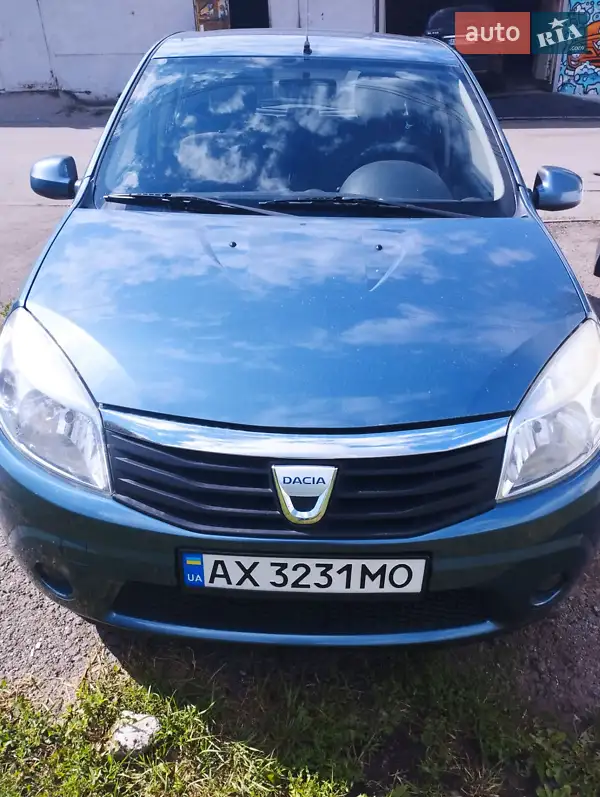Dacia Sandero 2010