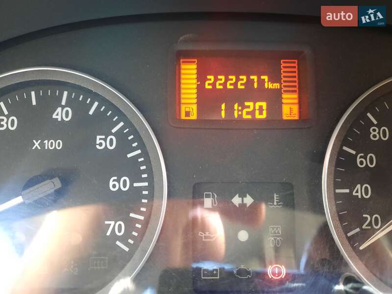 Хэтчбек Dacia Sandero 2009 в Одессе