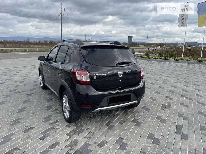 Хэтчбек Dacia Sandero 2016 в Хусте фото 3 Хэтчбек Dacia Sandero 2016 в Хусте