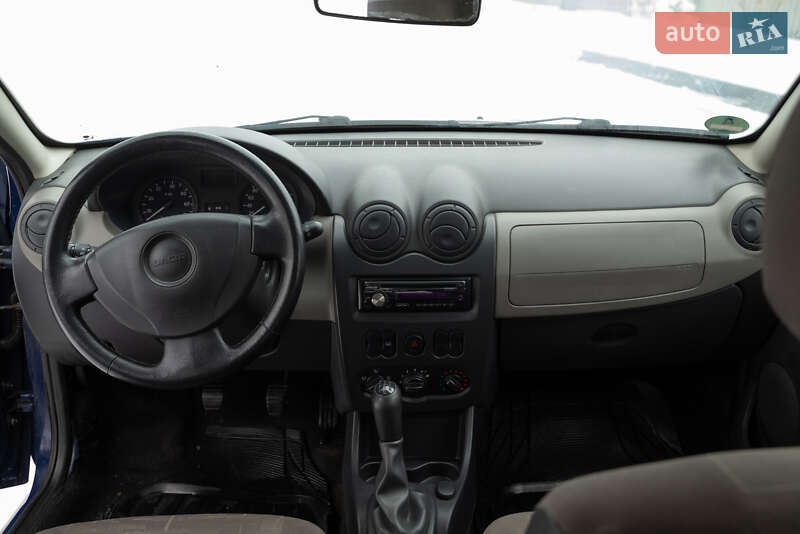 Хэтчбек Dacia Sandero 2009 в Сумах