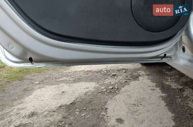 Хэтчбек Dacia Sandero 2009 в Гадяче